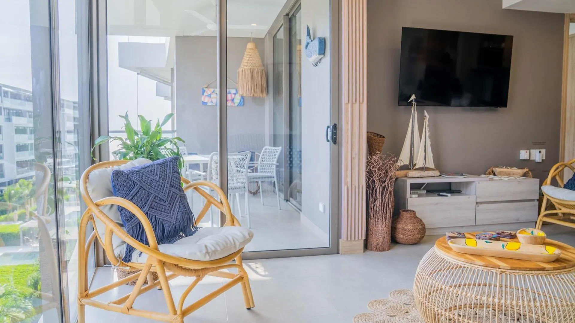 Fantastic Apartment/Beach Front Luxury Cartagena 0*,  Colombia